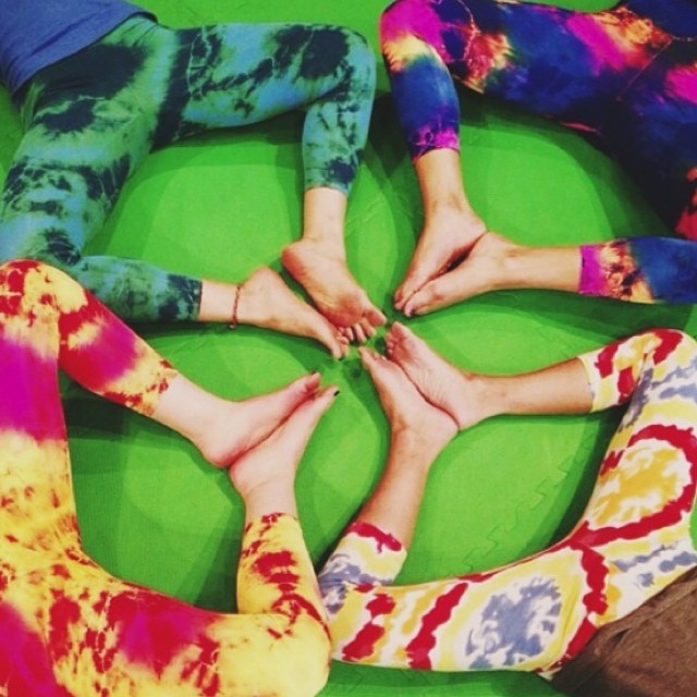 @kellybrennanyoga
