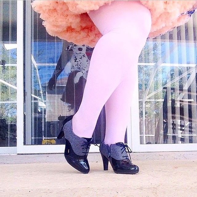 @thevintagehoneybee