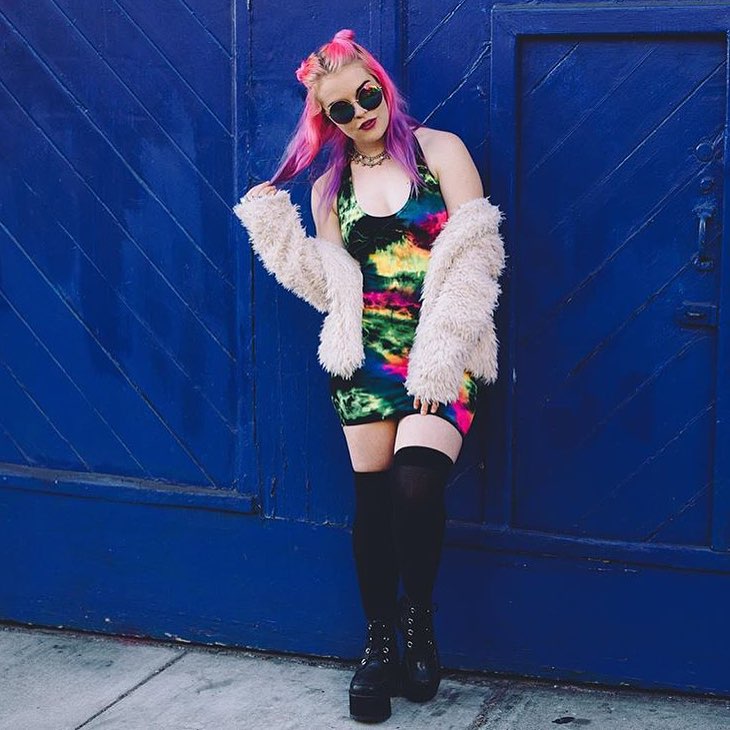 @neonlolita